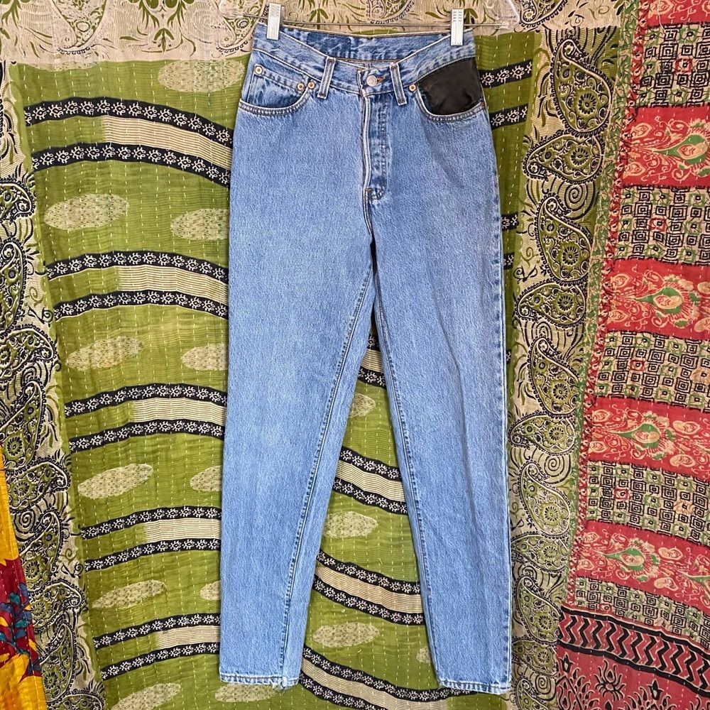 Vintage 1991 Levi's 501 Medium Wash Blue Straight Leg Denim Retro Jeans Size 5